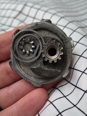 STEAMPUNK Handmade Metal Gear  Mechanical Part - Silver Tone Brooch Pin